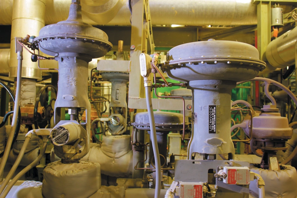 Válvulas e atuadores de controle nuclear