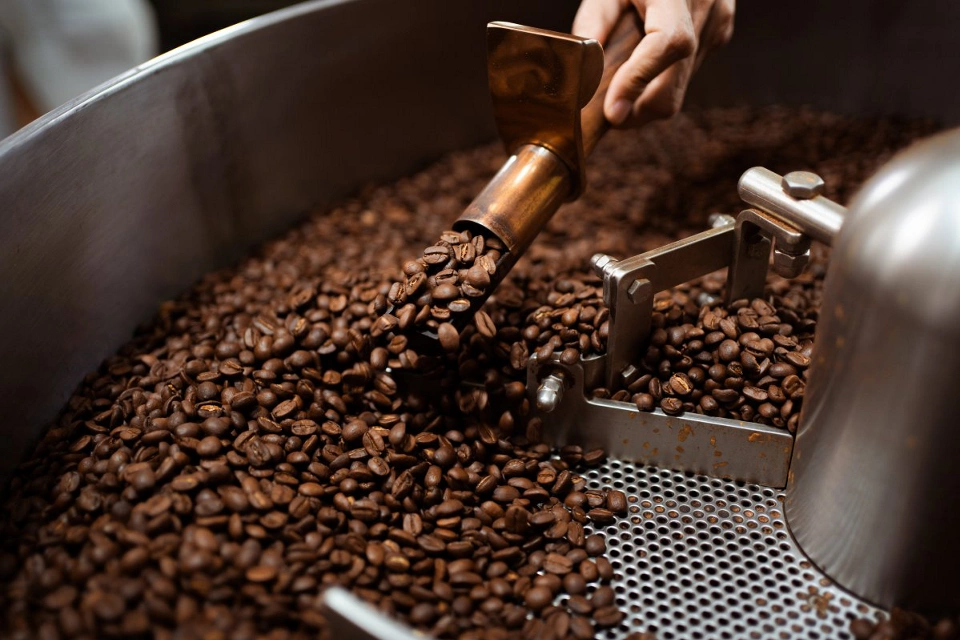 Coffee Beverage Producer Reduces Maintenance Costs and Improves Reliability With Vortex Flow Meter Technology
