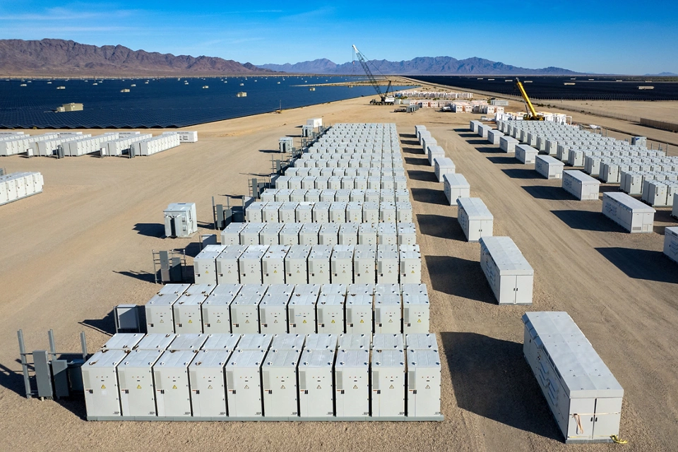 Sistema di stoccaggio dell'energia a batteria