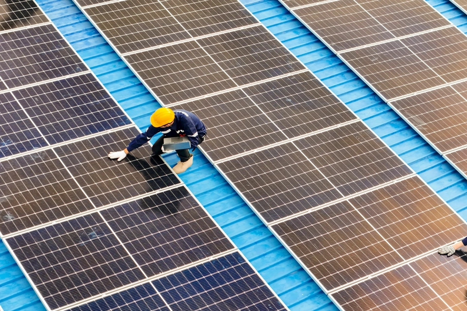 Suncom cuts energy consumption by 20%