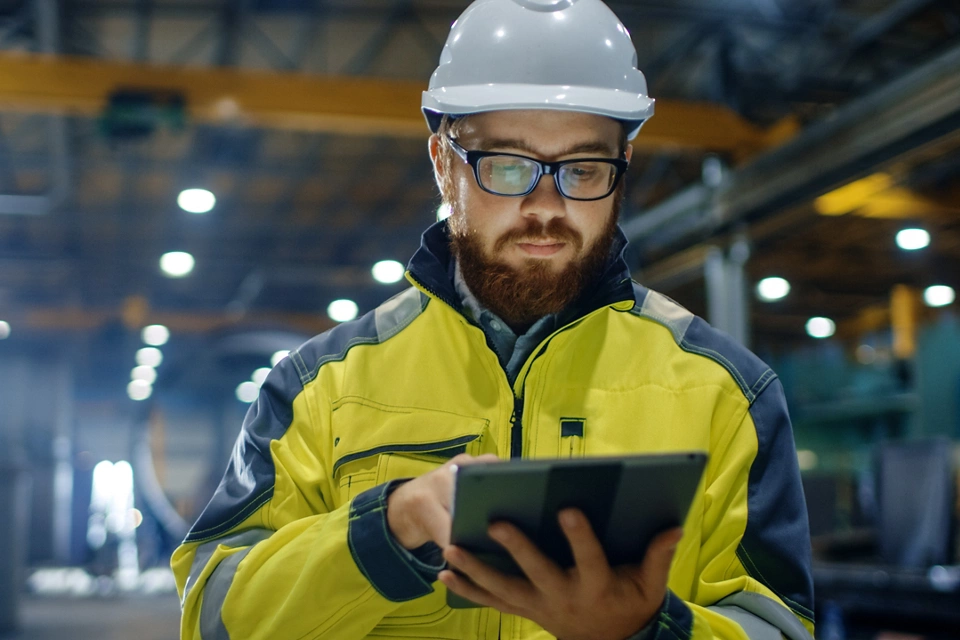 Stora Enso Boosts Productivity with Mobile Worker Solution
