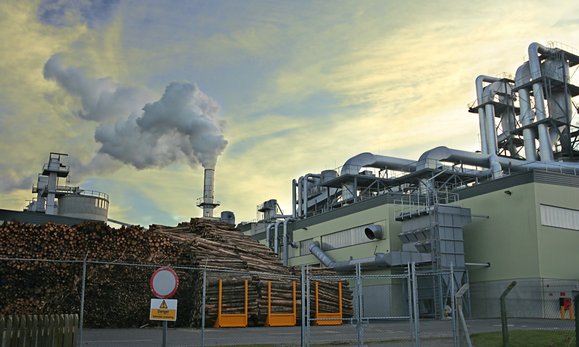 https://www.emerson.com/is/image/emerson/Log factory