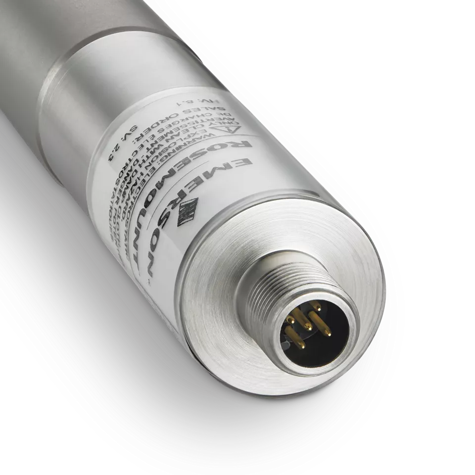 A close up of the Rosemount™ 350A 5-pin M12 connector