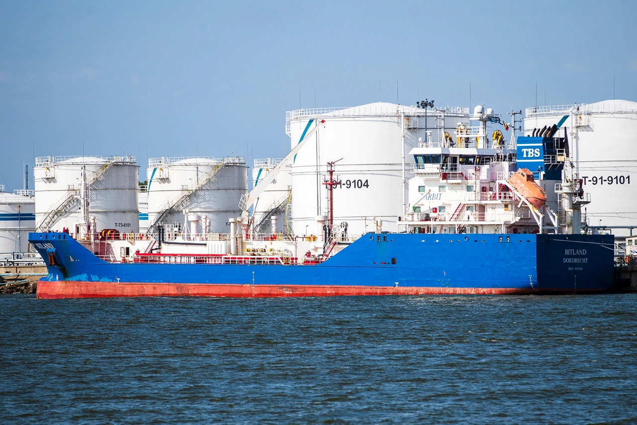 Achieve Safe, Reliable and Accurate Measurements on Bitumen