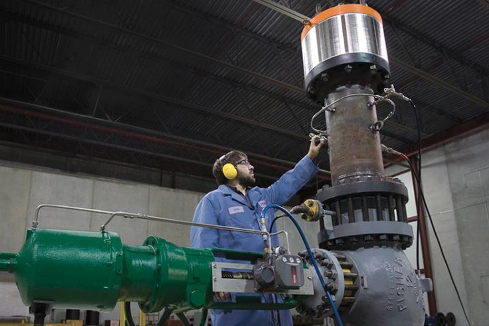 ARTICLE : Flashing and Cavitation In and Around Control Valves