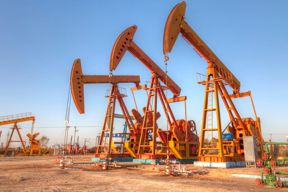 Avanzamento delle operazioni autonome upstream della produzione di petrolio e gas
