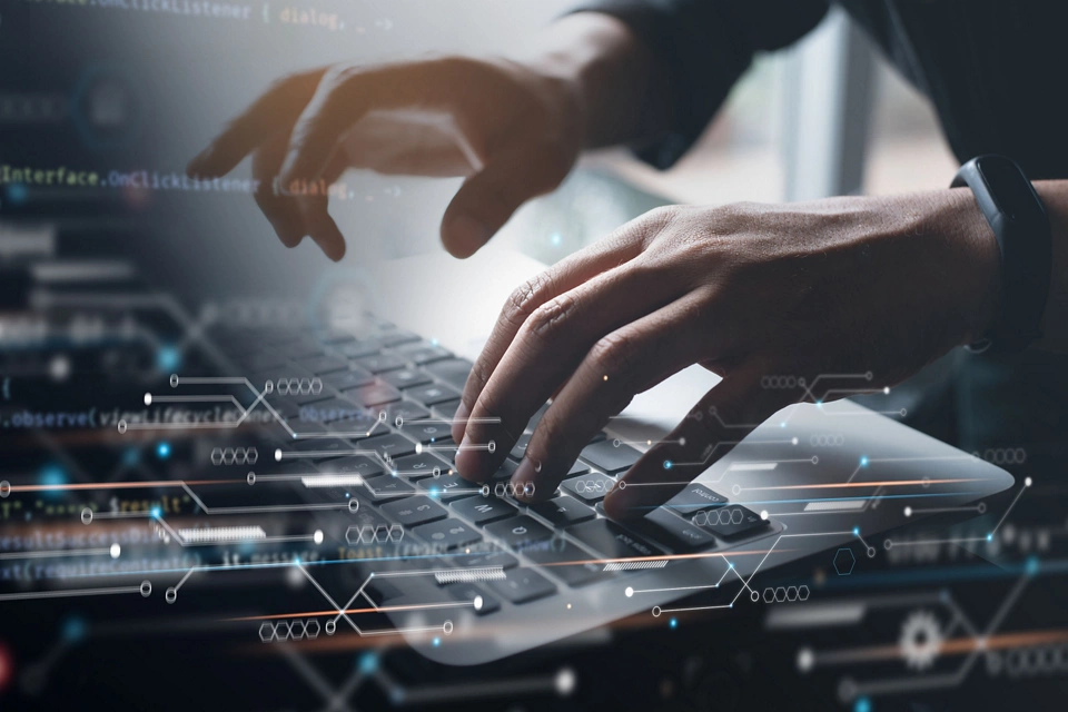 E/S y controlador de máquina virtual DeltaV