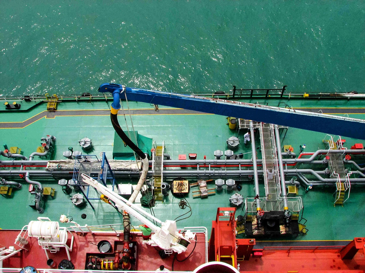 Enhance visibility and transparency in your Fuel Bunkering of your Tanker Vessels