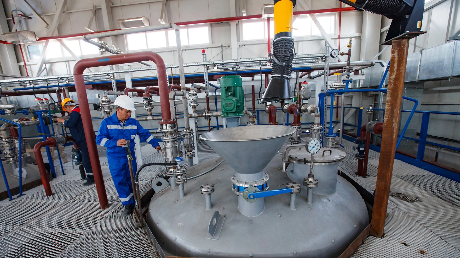 Temperature Measurement in Reactors