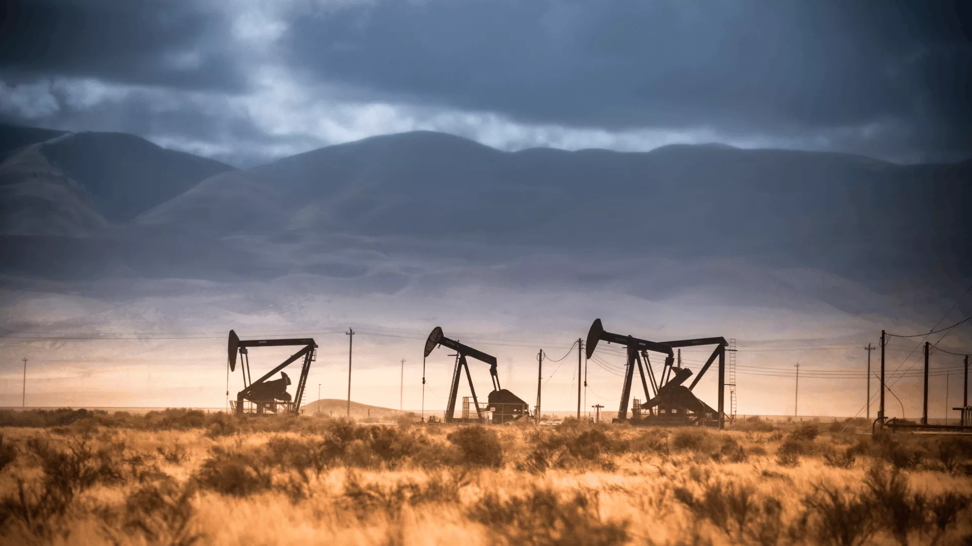 Wireless Pressure Measurement for Remote Well Monitoring