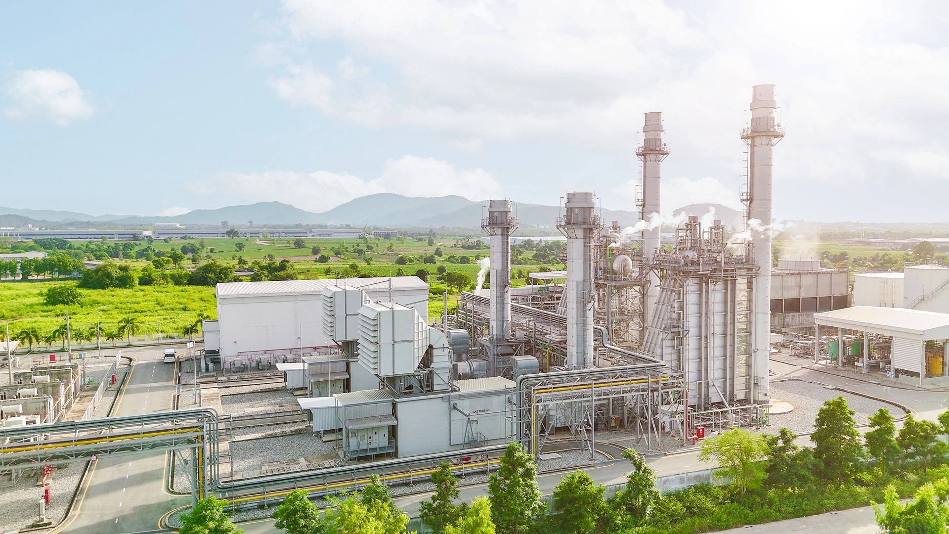 Power plant gas turbine factory building