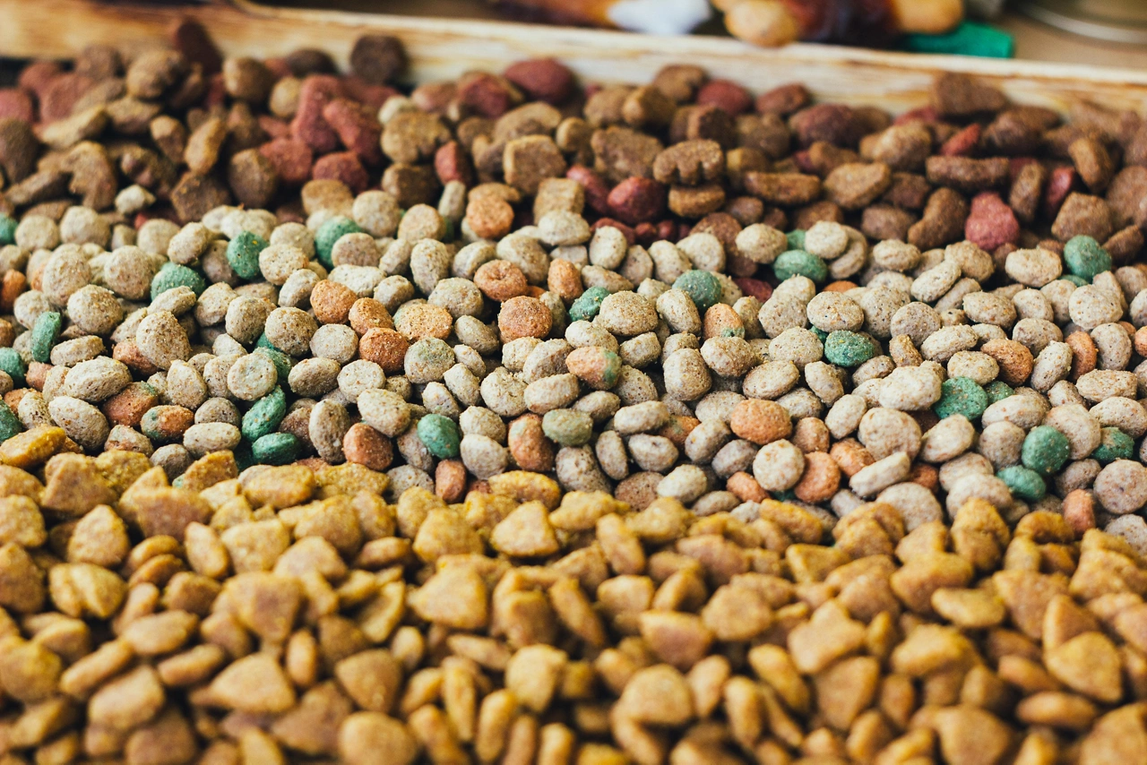 Flow Measurement in the Coating Process of Pet Food Production
