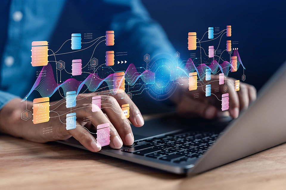 Guardian Virtual Advisor nutzt KI, um die Einblicke innerhalb der Guardian Digital Platform zu vereinfachen.