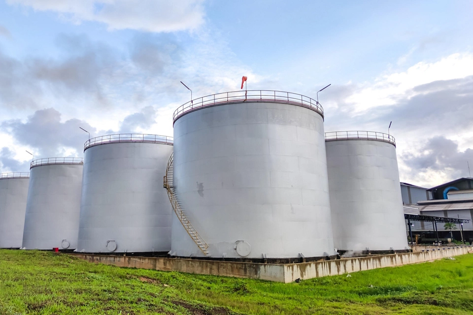 Inventory control in palm oil refining