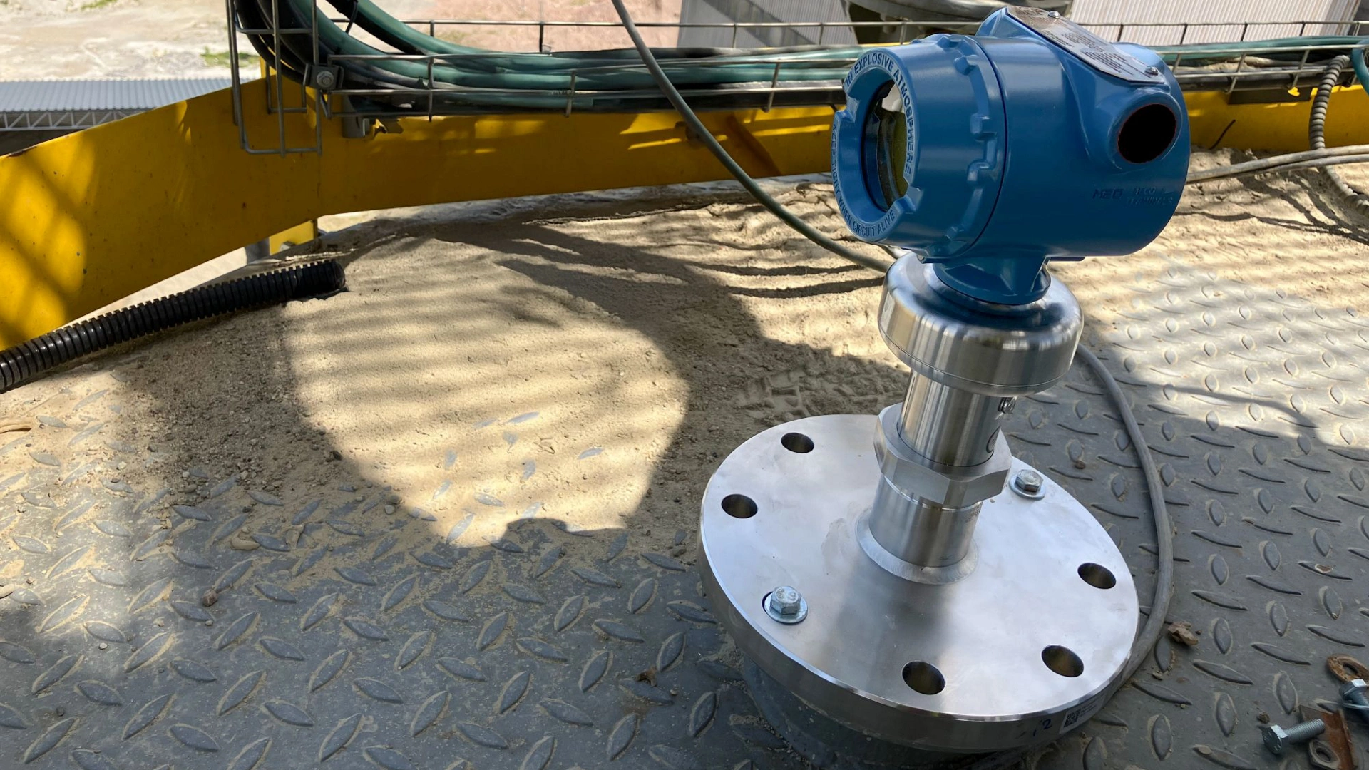 Level Measurement in Cement Silos