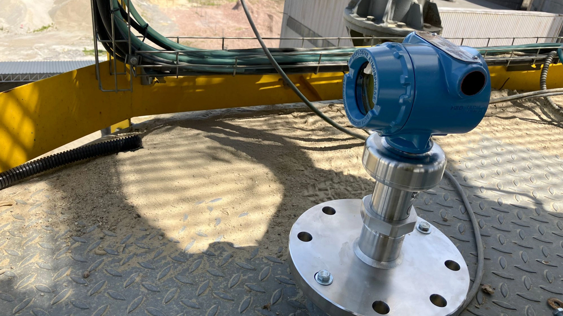 Level Measurement in Cement Silos