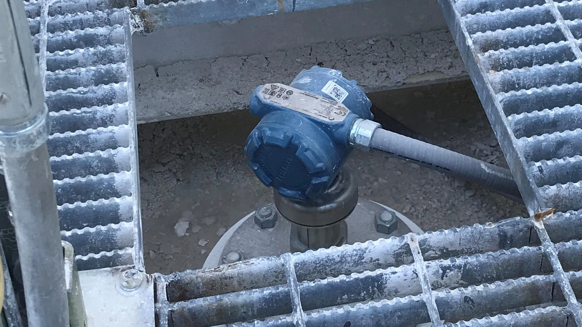 Level Measurement in Gypsum Bins at Coal-Fired Power Plants