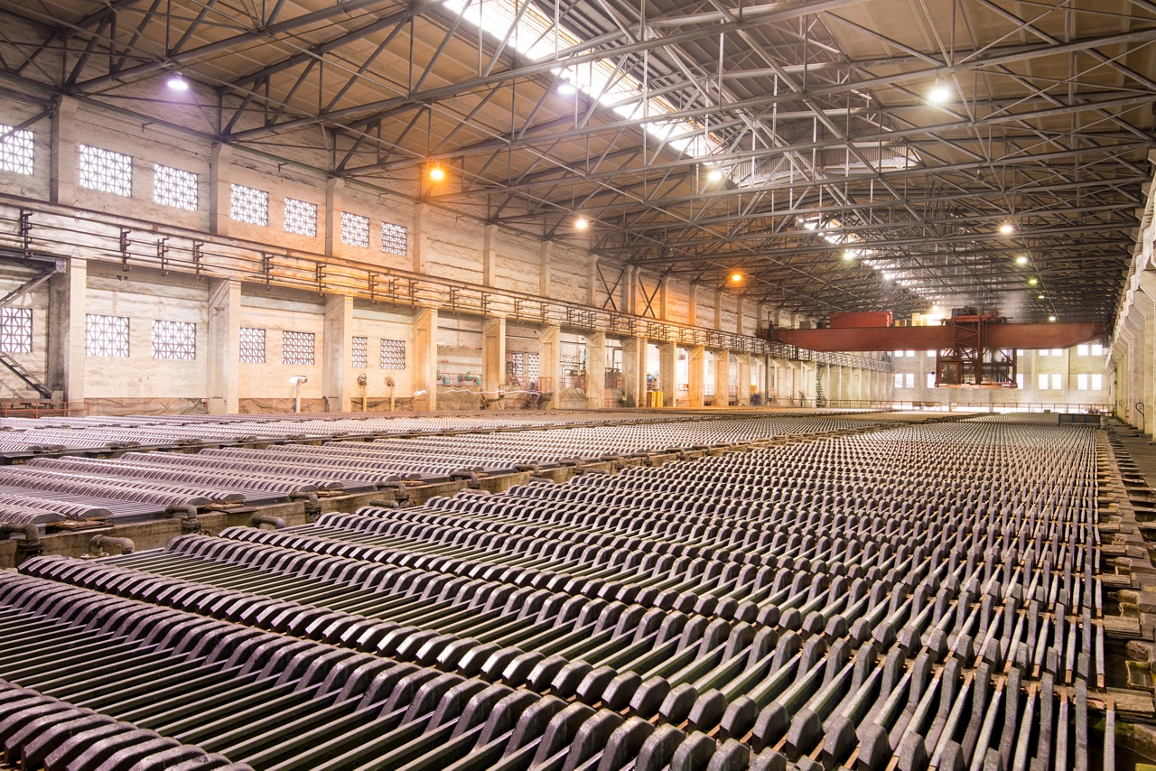 Level Monitoring in Electrowinning Tanks