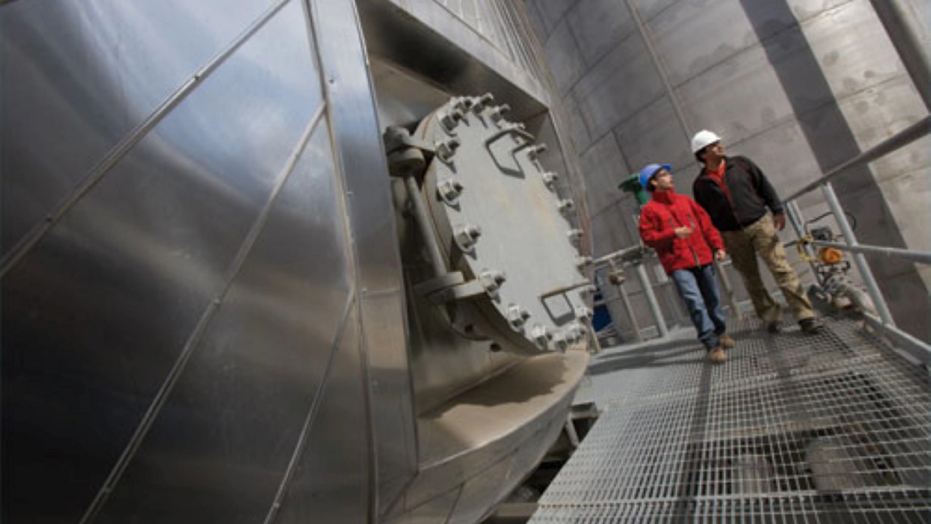 Trust your service provider with OEM-certified support.