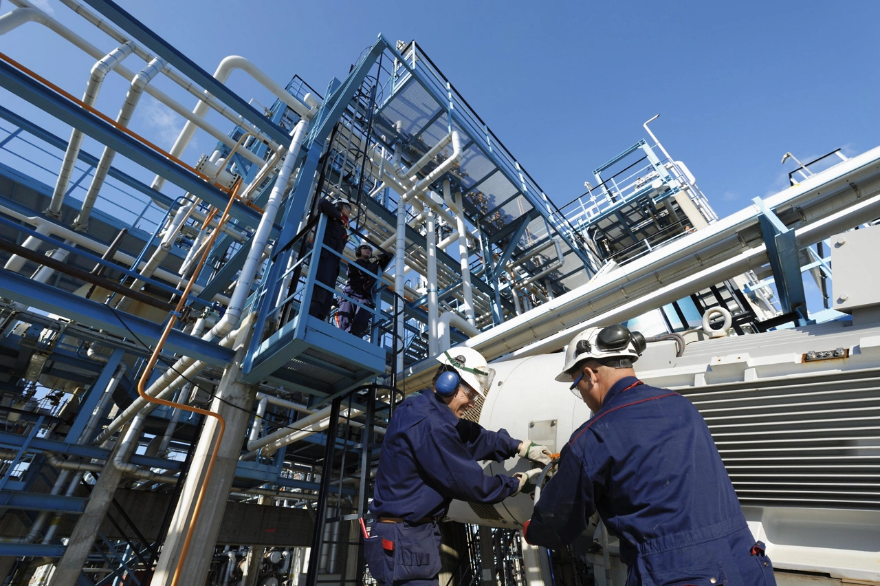 Shutdowns, Turnarounds and Outages