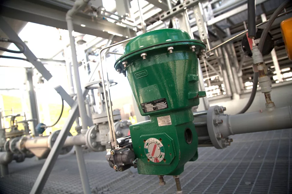Throttling Ball Valves