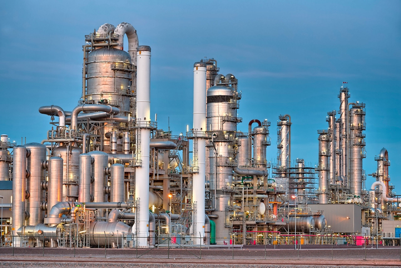Wireless Pressure Measurement in Chemical Distillation Columns