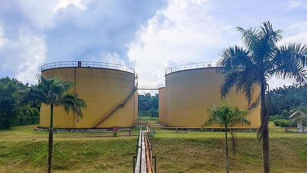 Tank level measurement and inventory control in palm oil milling 